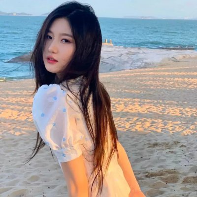 鹿死谁手